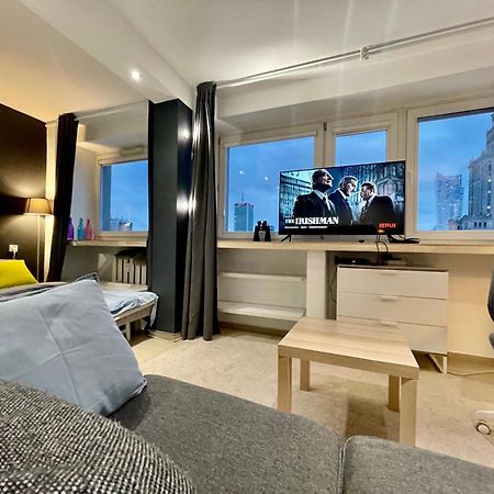 Sawa Apartment 2Xmetro Wifi 500 Mbs 50'Tv Netflix Hbo Appletv+ Warsaw Ngoại thất bức ảnh
