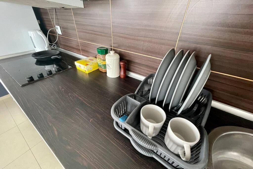 Sawa Apartment 2Xmetro Wifi 500 Mbs 50'Tv Netflix Hbo Appletv+ Warsaw Ngoại thất bức ảnh