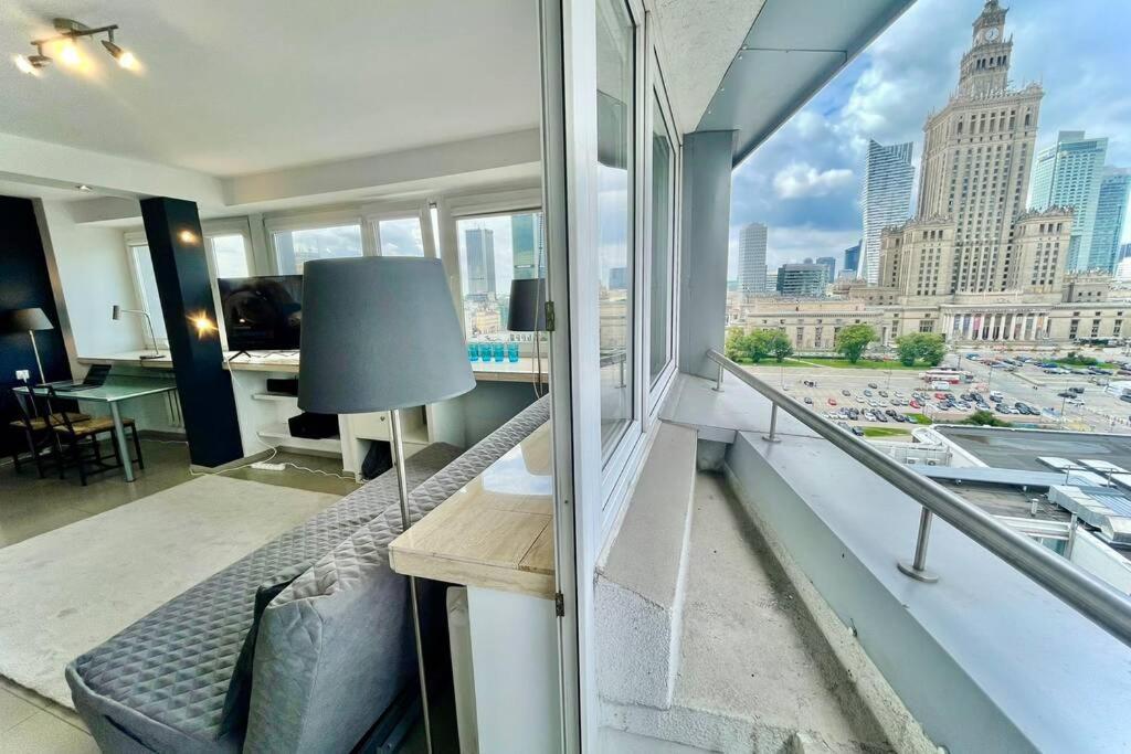 Sawa Apartment 2Xmetro Wifi 500 Mbs 50'Tv Netflix Hbo Appletv+ Warsaw Ngoại thất bức ảnh