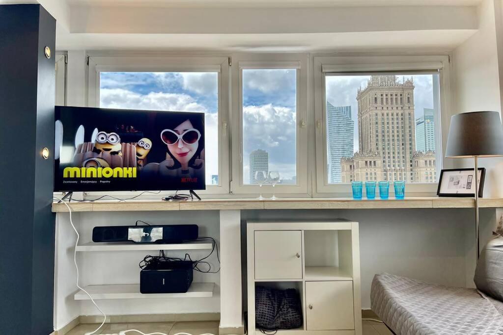 Sawa Apartment 2Xmetro Wifi 500 Mbs 50'Tv Netflix Hbo Appletv+ Warsaw Ngoại thất bức ảnh