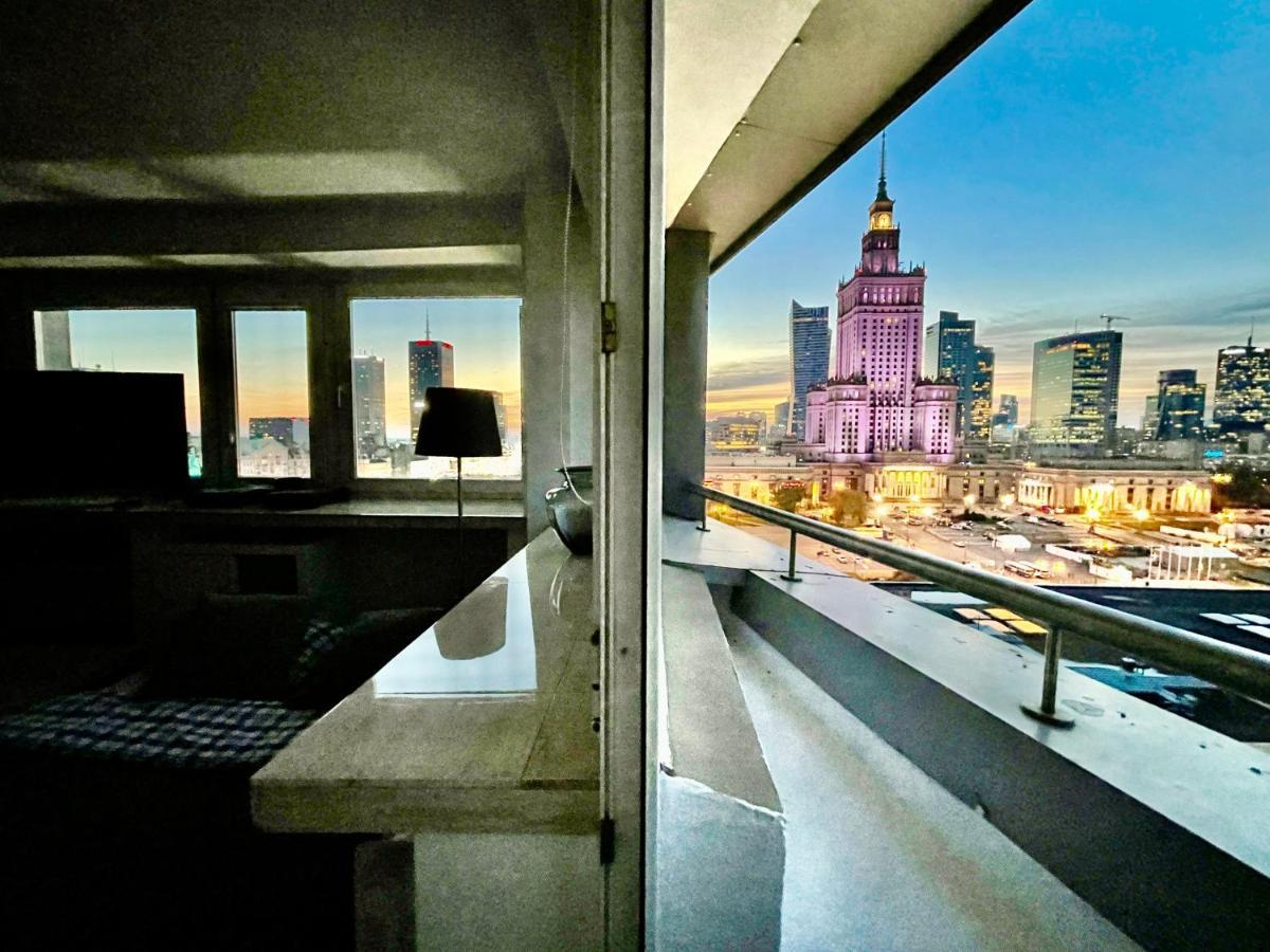 Sawa Apartment 2Xmetro Wifi 500 Mbs 50'Tv Netflix Hbo Appletv+ Warsaw Ngoại thất bức ảnh