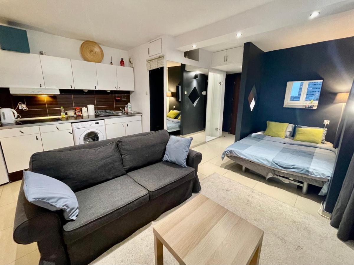 Sawa Apartment 2Xmetro Wifi 500 Mbs 50'Tv Netflix Hbo Appletv+ Warsaw Ngoại thất bức ảnh
