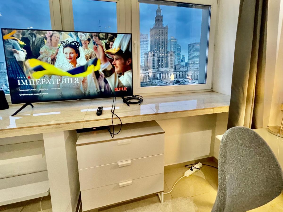 Sawa Apartment 2Xmetro Wifi 500 Mbs 50'Tv Netflix Hbo Appletv+ Warsaw Ngoại thất bức ảnh