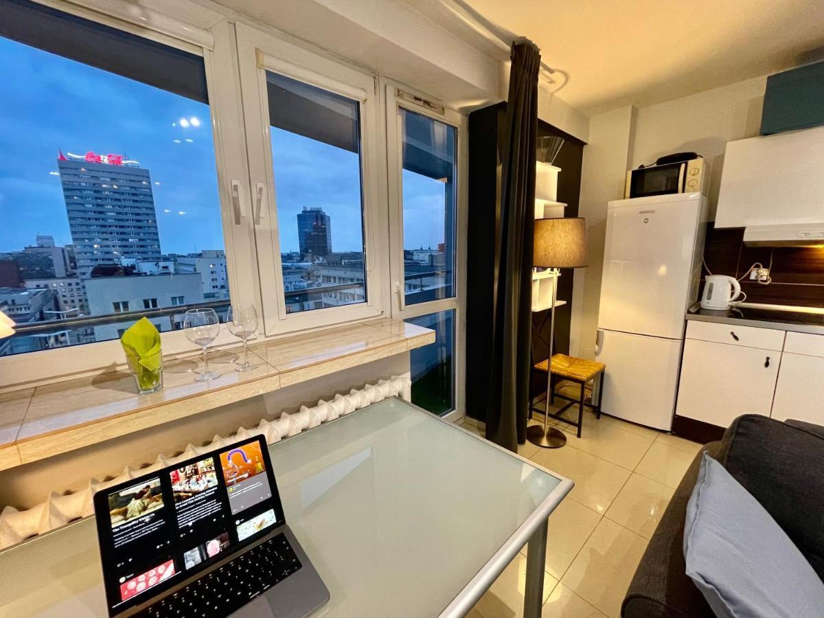 Sawa Apartment 2Xmetro Wifi 500 Mbs 50'Tv Netflix Hbo Appletv+ Warsaw Ngoại thất bức ảnh