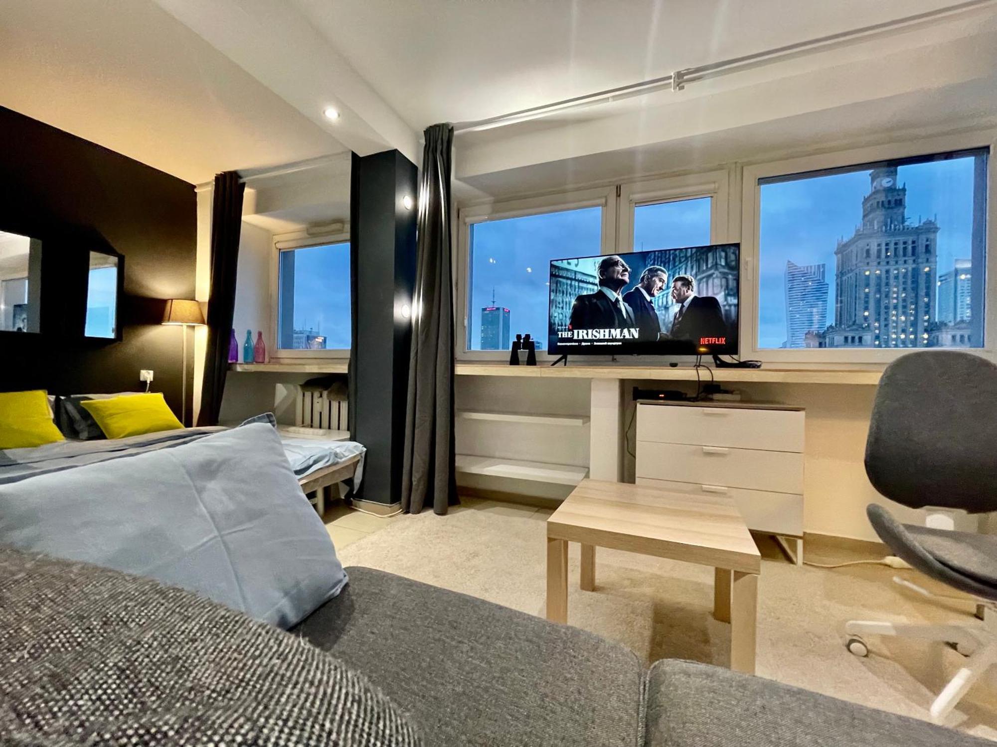 Sawa Apartment 2Xmetro Wifi 500 Mbs 50'Tv Netflix Hbo Appletv+ Warsaw Ngoại thất bức ảnh