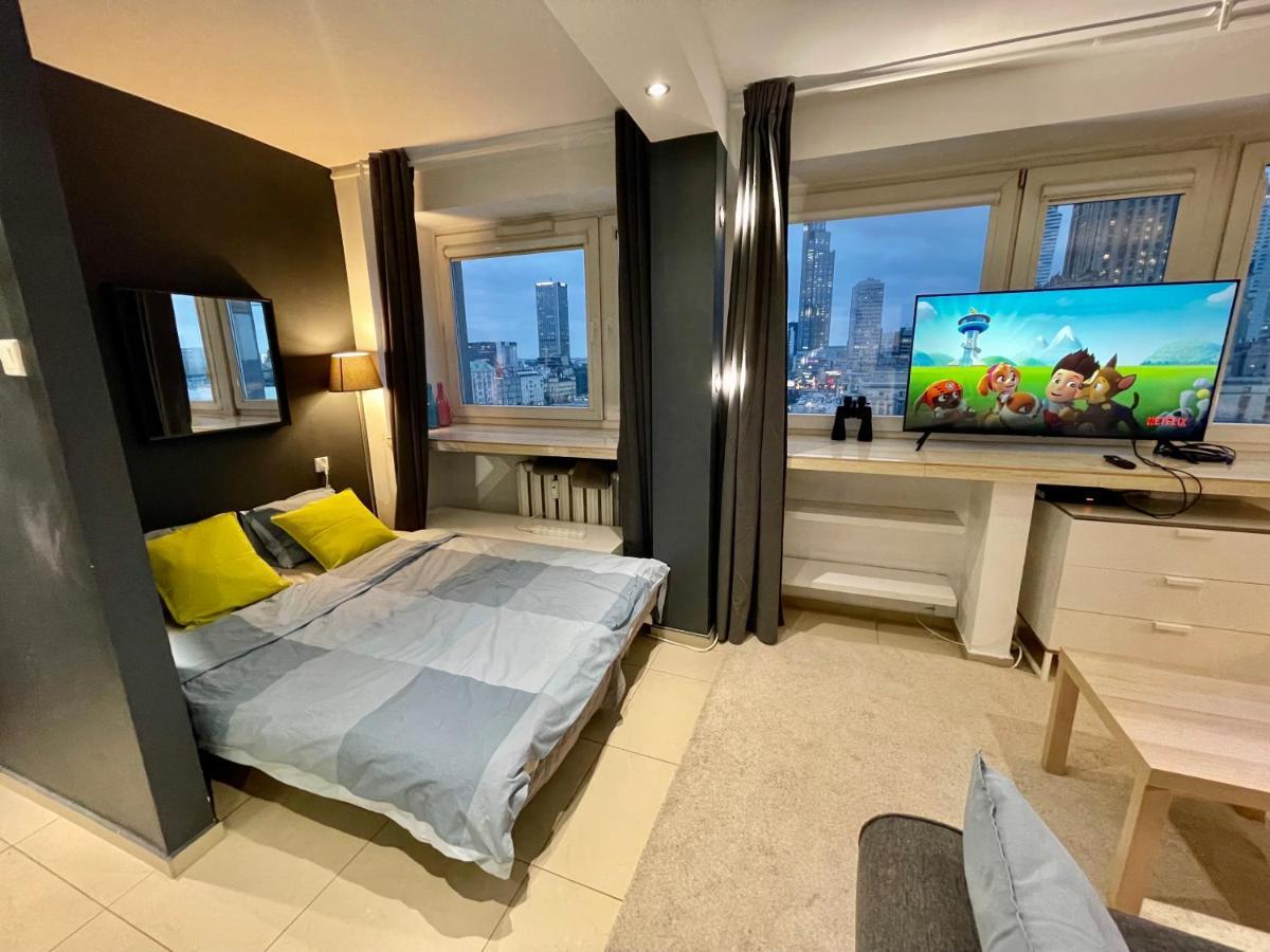 Sawa Apartment 2Xmetro Wifi 500 Mbs 50'Tv Netflix Hbo Appletv+ Warsaw Ngoại thất bức ảnh