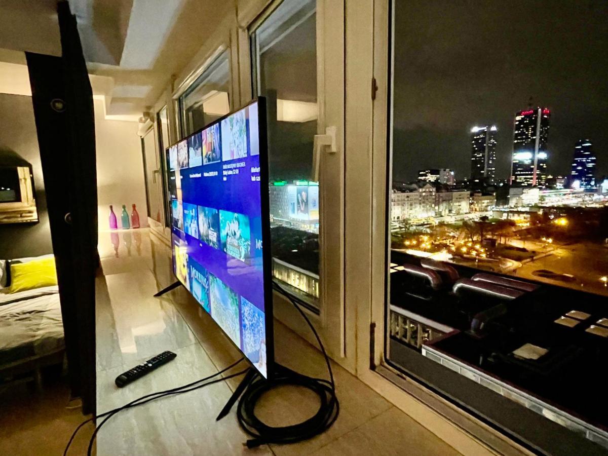 Sawa Apartment 2Xmetro Wifi 500 Mbs 50'Tv Netflix Hbo Appletv+ Warsaw Ngoại thất bức ảnh